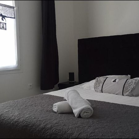 Maison De Ville Bed and Breakfast Magny-en-Vexin Esterno foto