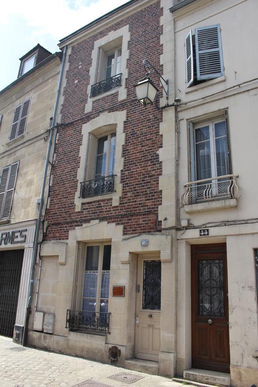 Maison De Ville Bed and Breakfast Magny-en-Vexin Esterno foto