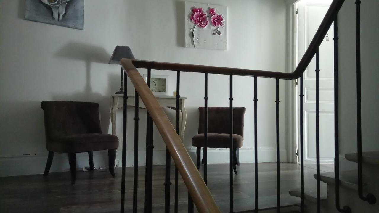 Maison De Ville Bed and Breakfast Magny-en-Vexin Esterno foto